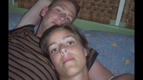 Geile MILF zeigt Titten, Fotze und Arsch im Fotoshooting