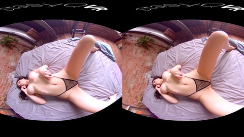 Amateur Brunette VR